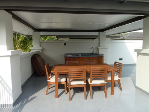 Penthouse 239 At See Temple Port Douglas - Hervey Bay Accommodation 28
