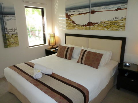 Penthouse 239 At See Temple Port Douglas - Hervey Bay Accommodation 9