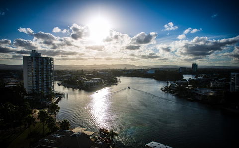 Tiki Hotel Apartments Surfers Paradise - Tourism Hervey Bay 2