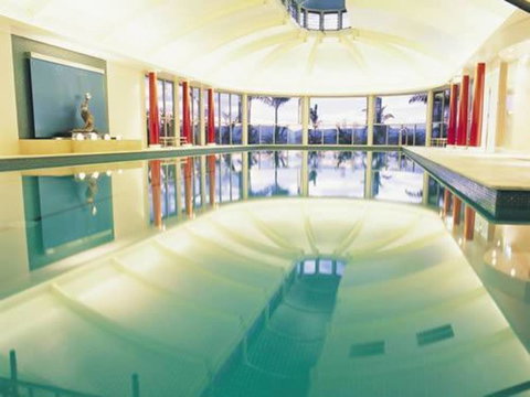 Beach Stay - Ocean & Riverview Resort Chevron Renaissance Central Surfers Paradise - Hervey Bay Accommodation 16