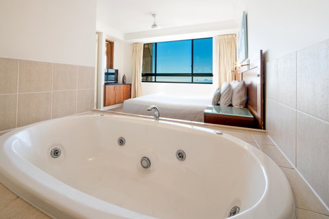 Pinnacles - Hervey Bay Accommodation 9