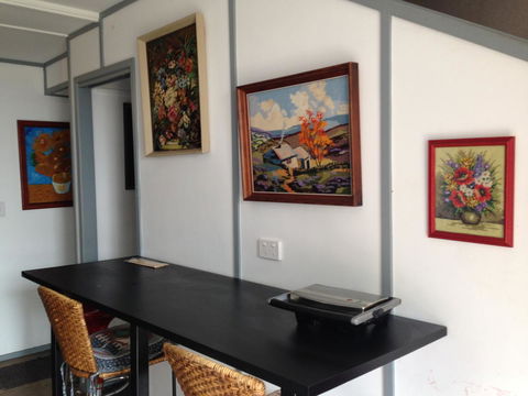 XYL Pets Friendly Seaside Boutique Guesthouse - Hervey Bay Accommodation 6