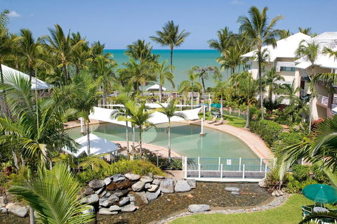 Coral Sands Beachfront Resort - Tourism Hervey Bay 0