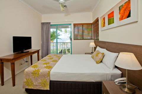 Coral Sands Beachfront Resort - Tourism Hervey Bay 7