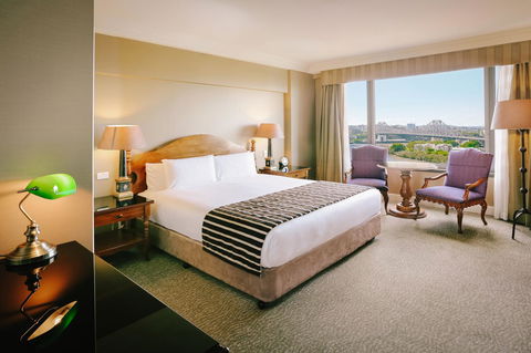 Stamford Plaza Brisbane - Hervey Bay Accommodation 9