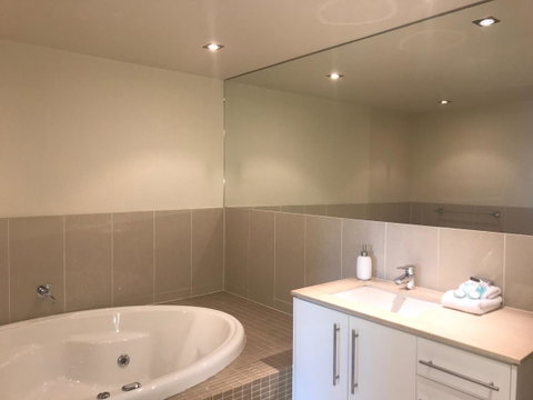Proximity Waterfront Apartments - Hervey Bay Accommodation 12
