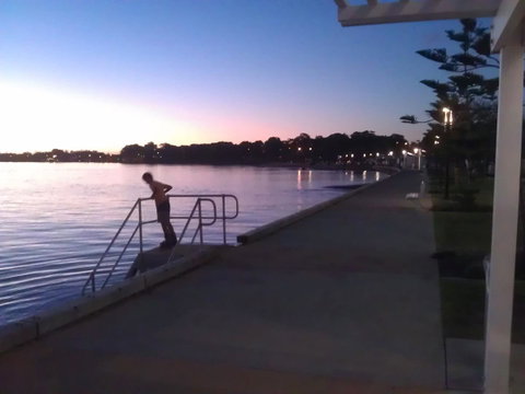 Proximity Waterfront Apartments - Hervey Bay Accommodation 40
