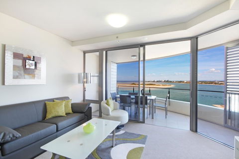 Monaco Caloundra - Hervey Bay Accommodation 25