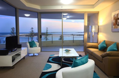 Monaco Caloundra - Hervey Bay Accommodation 36