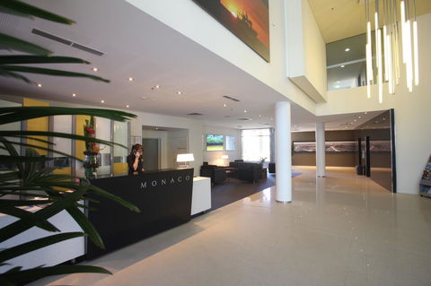 Monaco Caloundra - Hervey Bay Accommodation 4
