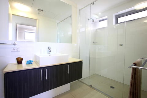 Monaco Caloundra - Hervey Bay Accommodation 39
