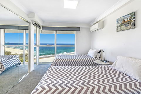 Talisman Apartments - Hervey Bay Accommodation 1