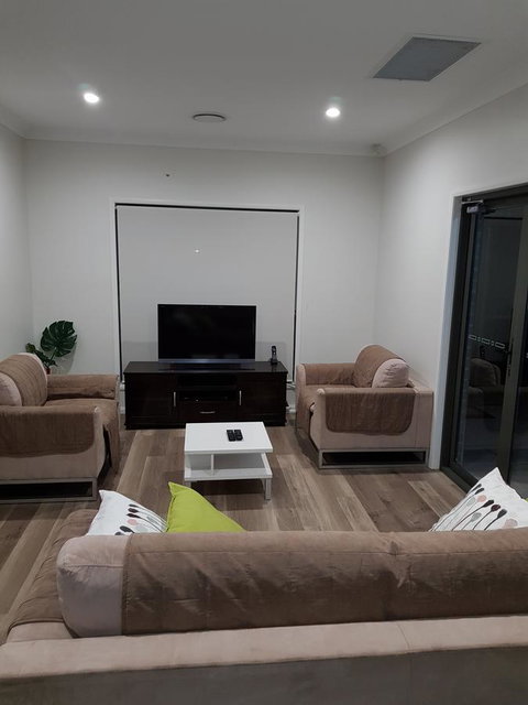 Adwaga Lodge - Hervey Bay Accommodation 8