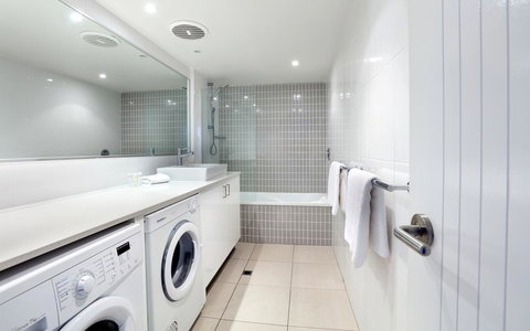 Peninsular Beachfront Resort - Hervey Bay Accommodation 24