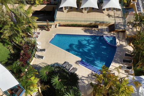 Peninsular Beachfront Resort - Hervey Bay Accommodation 11