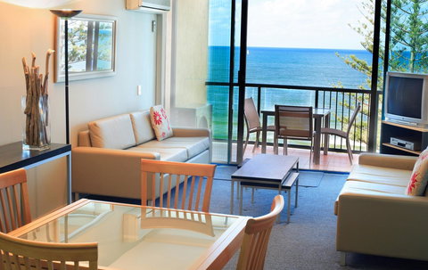 Peninsular Beachfront Resort - Hervey Bay Accommodation 43