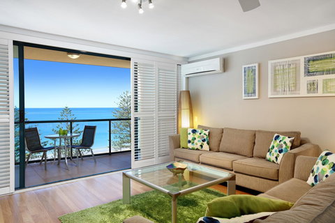 Peninsular Beachfront Resort - Hervey Bay Accommodation 1