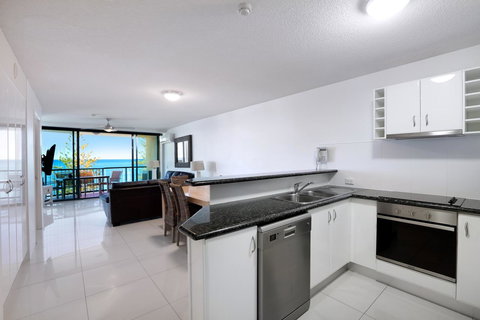 Peninsular Beachfront Resort - Hervey Bay Accommodation 21