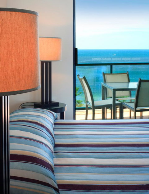 Peninsular Beachfront Resort - Hervey Bay Accommodation 37