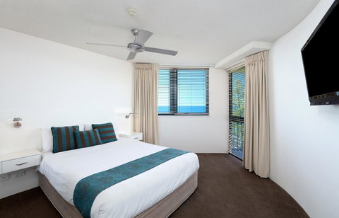 Peninsular Beachfront Resort - Hervey Bay Accommodation 10