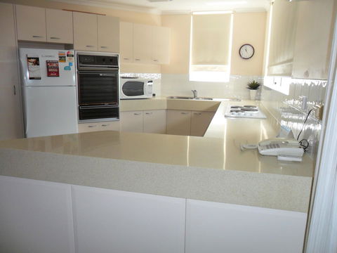 Grosvenor Beachfront Apartments Surfers Paradise - Tourism Hervey Bay 15