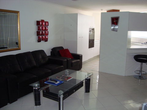 Grosvenor Beachfront Apartments Surfers Paradise - Tourism Hervey Bay 36
