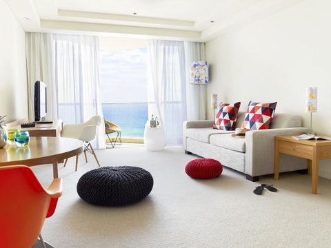 QT Gold Coast - Hervey Bay Accommodation 30
