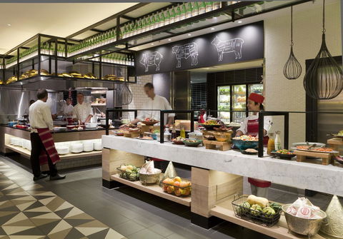 QT Gold Coast - Hervey Bay Accommodation 12