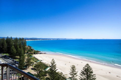 Columbia Beachfront Apartments On Rainbow Bay - Hervey Bay Accommodation 1
