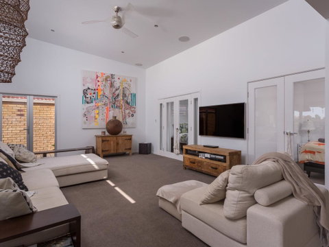 Rumrunner Resort - Hervey Bay Accommodation 22