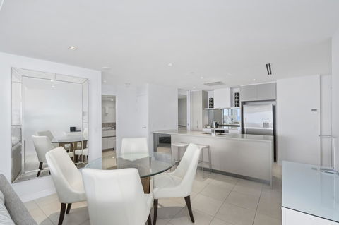 Soul Surfers Paradise - Gclr - Tourism Hervey Bay 2