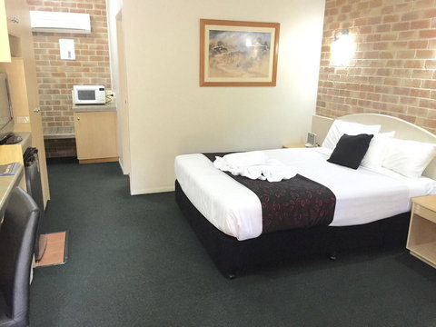 Country Gardens Motor Inn - Hervey Bay Accommodation 10