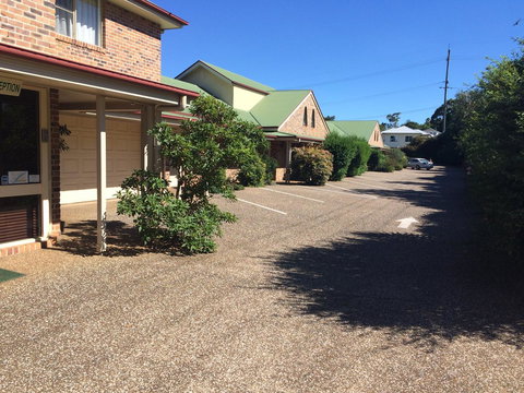 Country Gardens Motor Inn - Hervey Bay Accommodation 0
