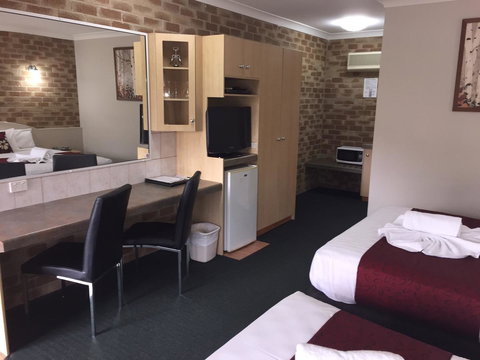 Country Gardens Motor Inn - Hervey Bay Accommodation 16