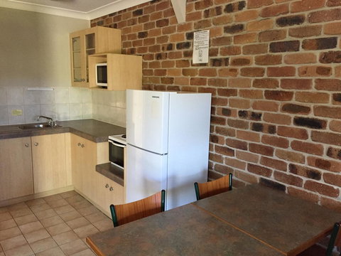 Country Gardens Motor Inn - Hervey Bay Accommodation 24