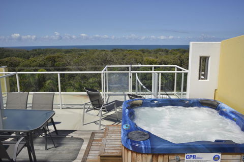 Seachange Coolum Beach - Tourism Hervey Bay 37