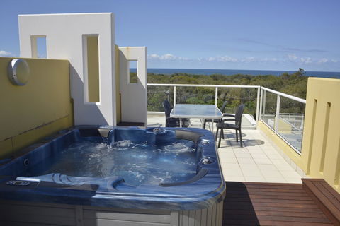 Seachange Coolum Beach - Tourism Hervey Bay 38