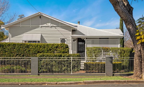 Frangipani House - Tourism Hervey Bay 29