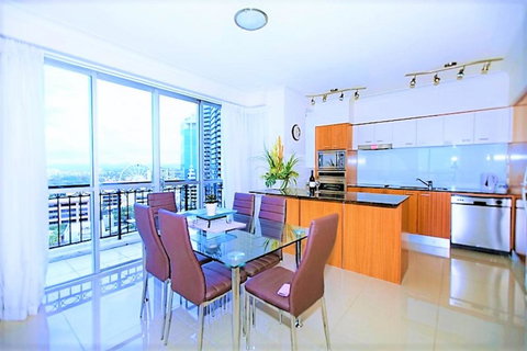The Towers Of Chevron Renaissance - Holidays Gold Coast - Hervey Bay Accommodation 29