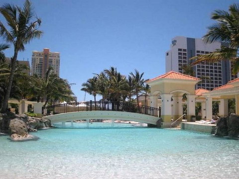 The Towers Of Chevron Renaissance - Holidays Gold Coast - Hervey Bay Accommodation 4