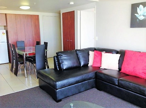 The Towers Of Chevron Renaissance - Holidays Gold Coast - Hervey Bay Accommodation 41
