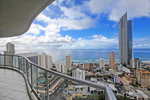 The Towers Of Chevron Renaissance - Holidays Gold Coast - Hervey Bay Accommodation 36