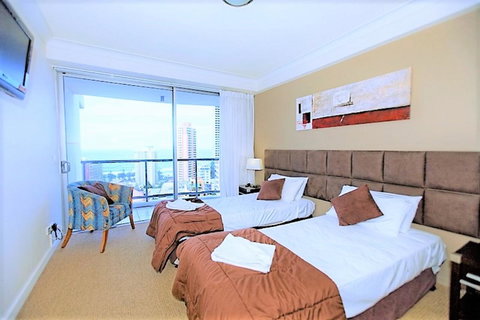 The Towers Of Chevron Renaissance - Holidays Gold Coast - Hervey Bay Accommodation 33