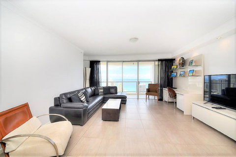 The Towers Of Chevron Renaissance - Holidays Gold Coast - Hervey Bay Accommodation 20