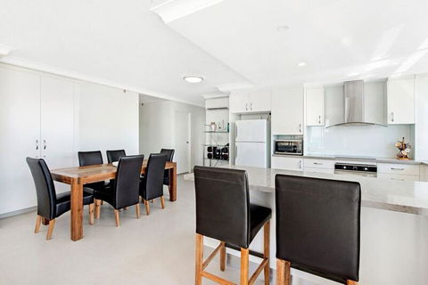 ULTIQA Beach Haven On Broadbeach - Hervey Bay Accommodation 14