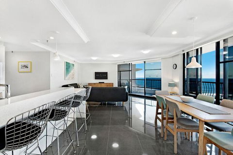 ULTIQA Beach Haven On Broadbeach - Hervey Bay Accommodation 10