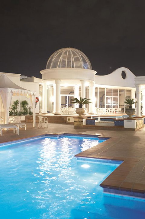 The Phoenician Resort - Hervey Bay Accommodation 12