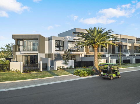 The Residences At The Peninsula - Hervey Bay Accommodation 1