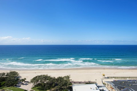 ULTIQA Air On Broadbeach - Hervey Bay Accommodation 10