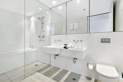 ULTIQA Air On Broadbeach - Hervey Bay Accommodation 30
